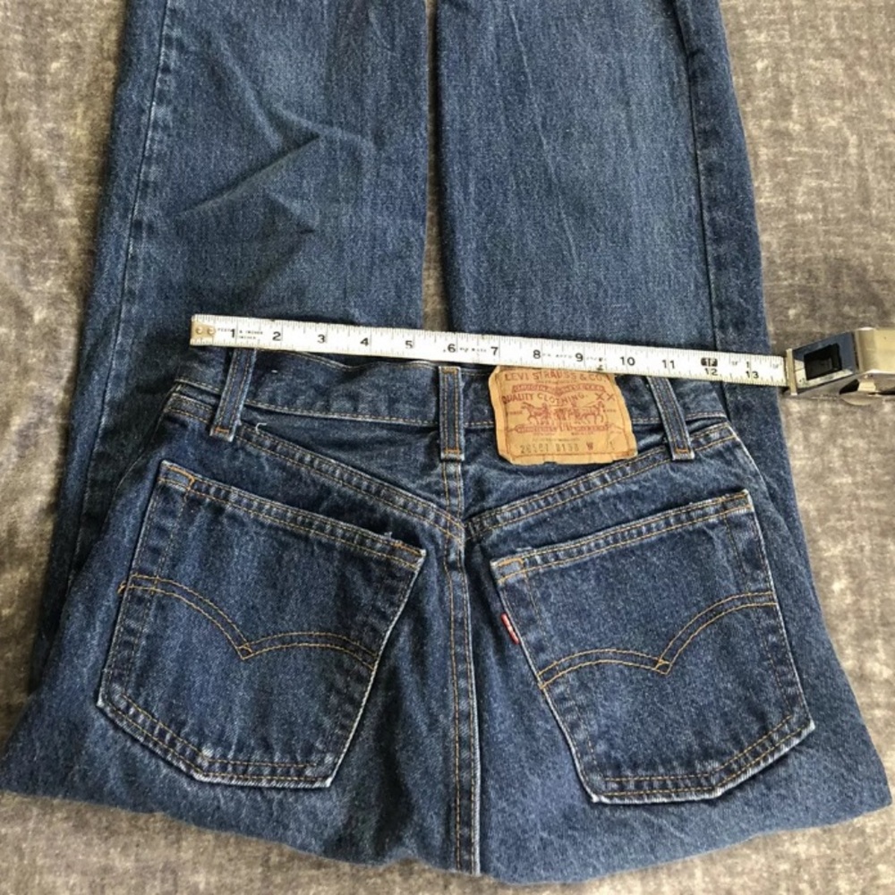 Levis Vintage Women’s 501 Jeans Raw Hem 27x24